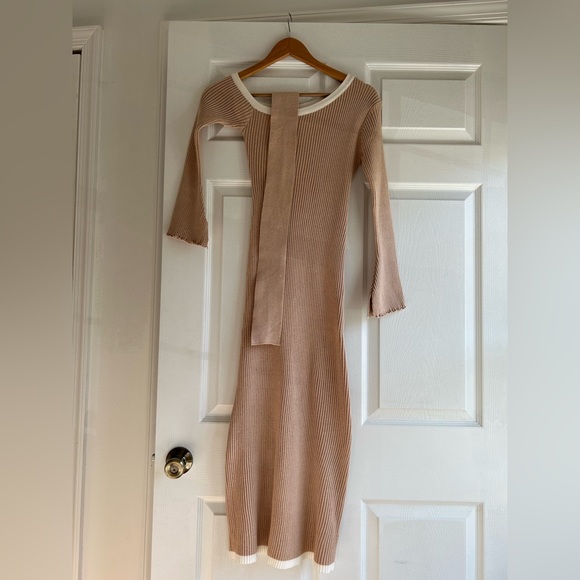 Petal and Pup long sleeved off the shoulder knit dress - Picture 2 of 6